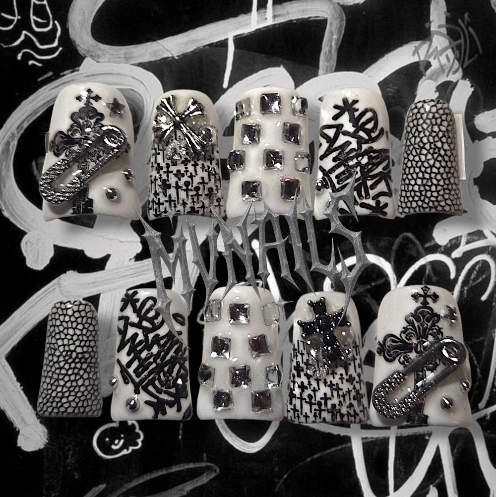 Black and White Nail Art Set